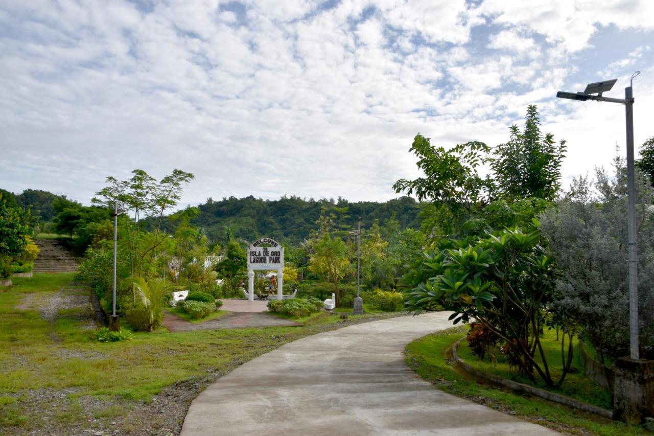 Isla De Oro Hotel Mamburao Kültér fotó