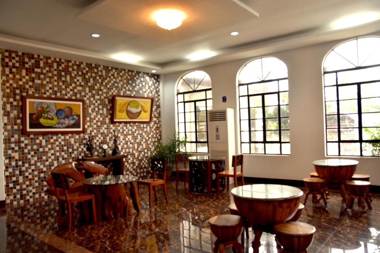 Isla De Oro Hotel Mamburao Kültér fotó